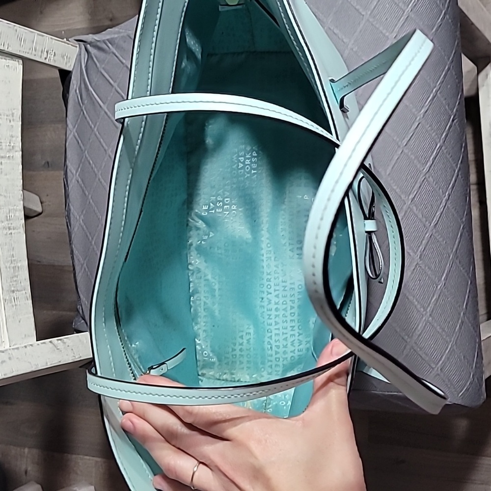 Kate Spade Large Margareta Sawyer Street Tote Baby Blue - Picture 7 of 11